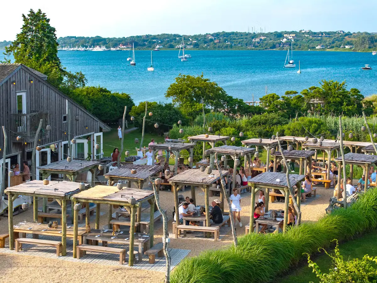 https://sperry.dd-nyc.co/wp-content/uploads/2026/07/306418-Crows_Nest_Restaurant_75338_0458.webp